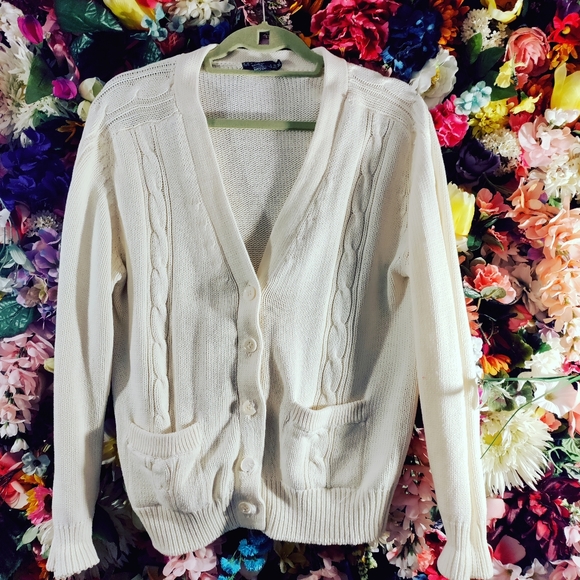 Vintage Nordstrom White Cotton Cardigan - Picture 3 of 7
